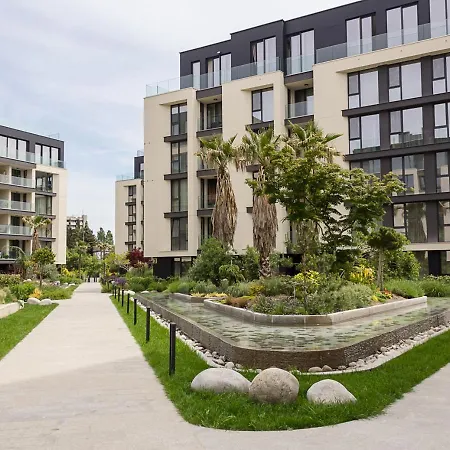 1bd Modern Serenity In Azur Delux Complex By Flat Mаnаger Apartman *