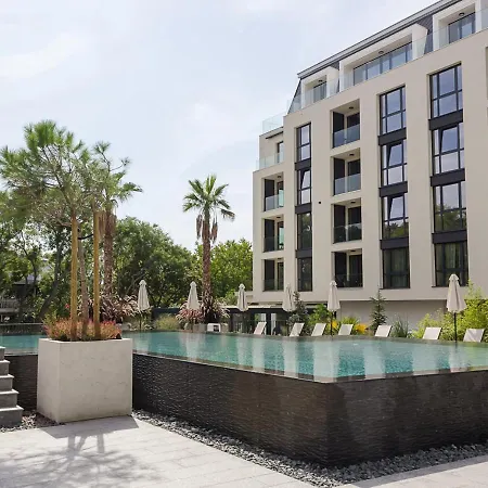 1bd Modern Serenity In Azur Delux Complex By Flat Mаnаger