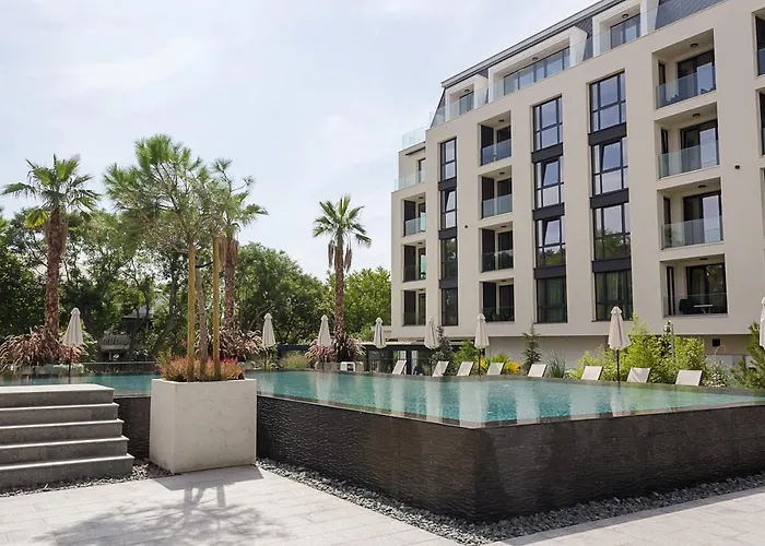 1bd Modern Serenity In Azur Delux Complex By Flat Mаnаger